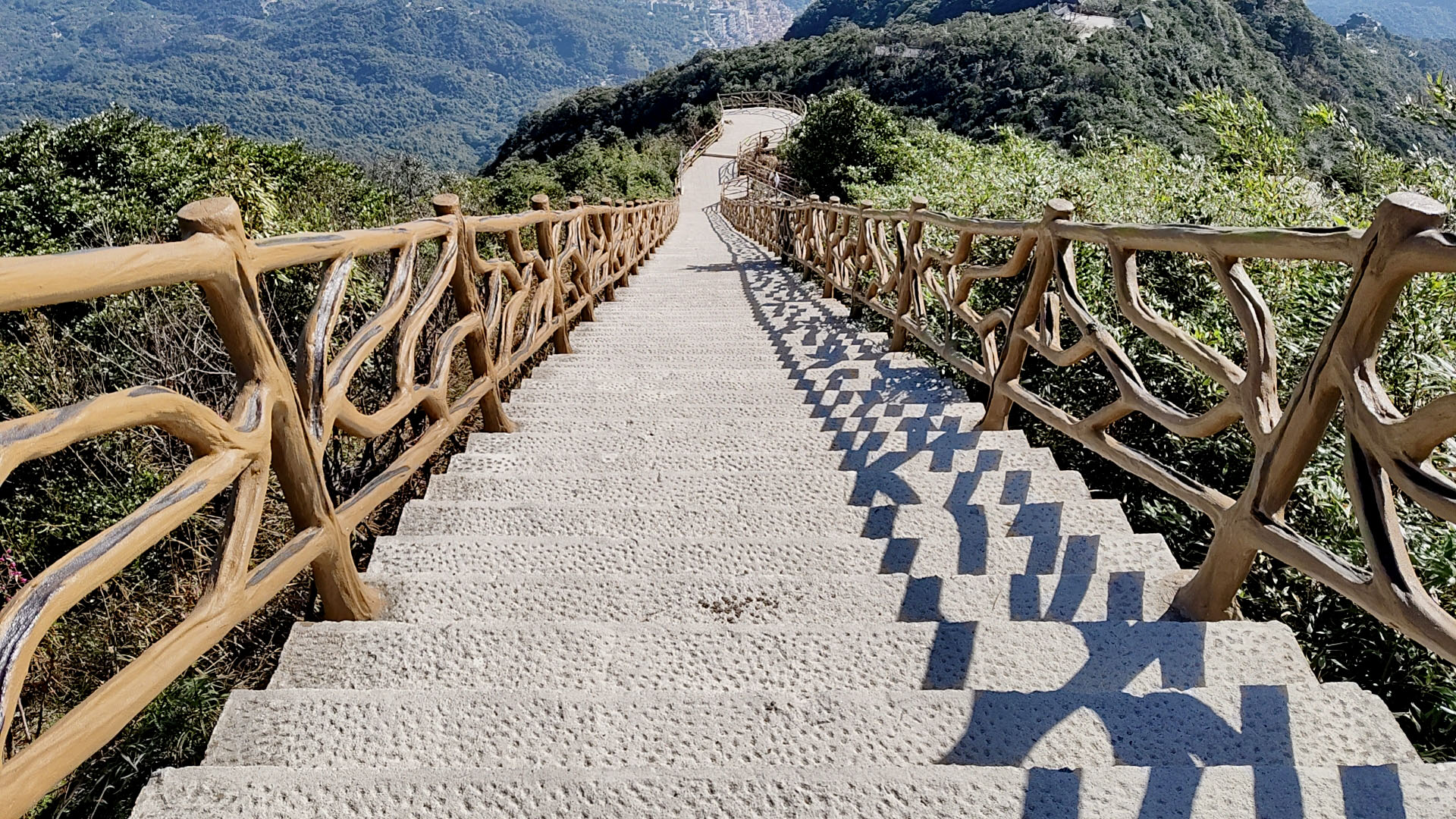 96bf7aaf2bc06f871e6cc4f8ea194ad.jpg 万有引力活动