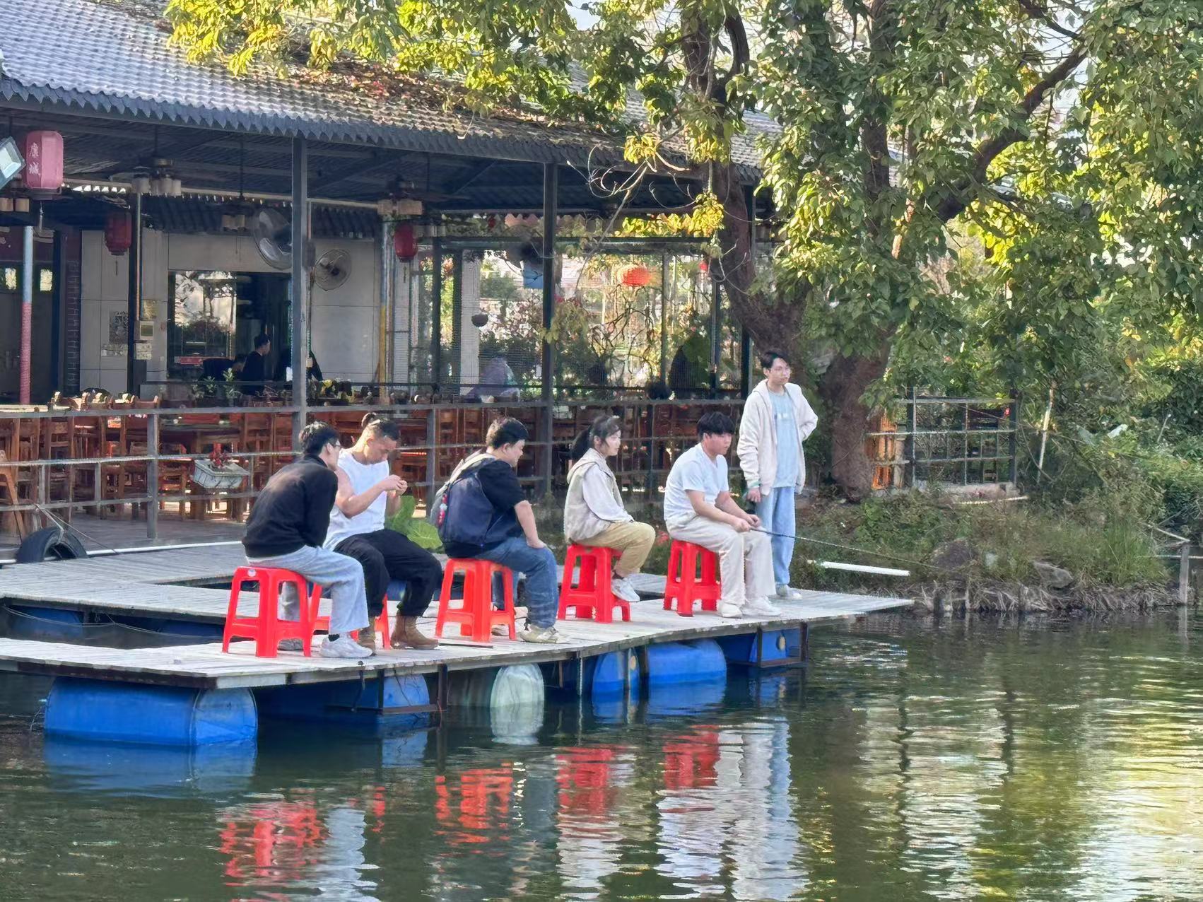 a1444a3e0b672d7b8d29e8195c30ae7.jpg 万有引力活动